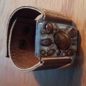 Abstract Snap-on Bracelet